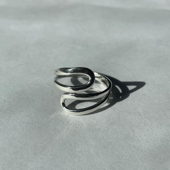 Sterling silver ring - Picture 2 of 4